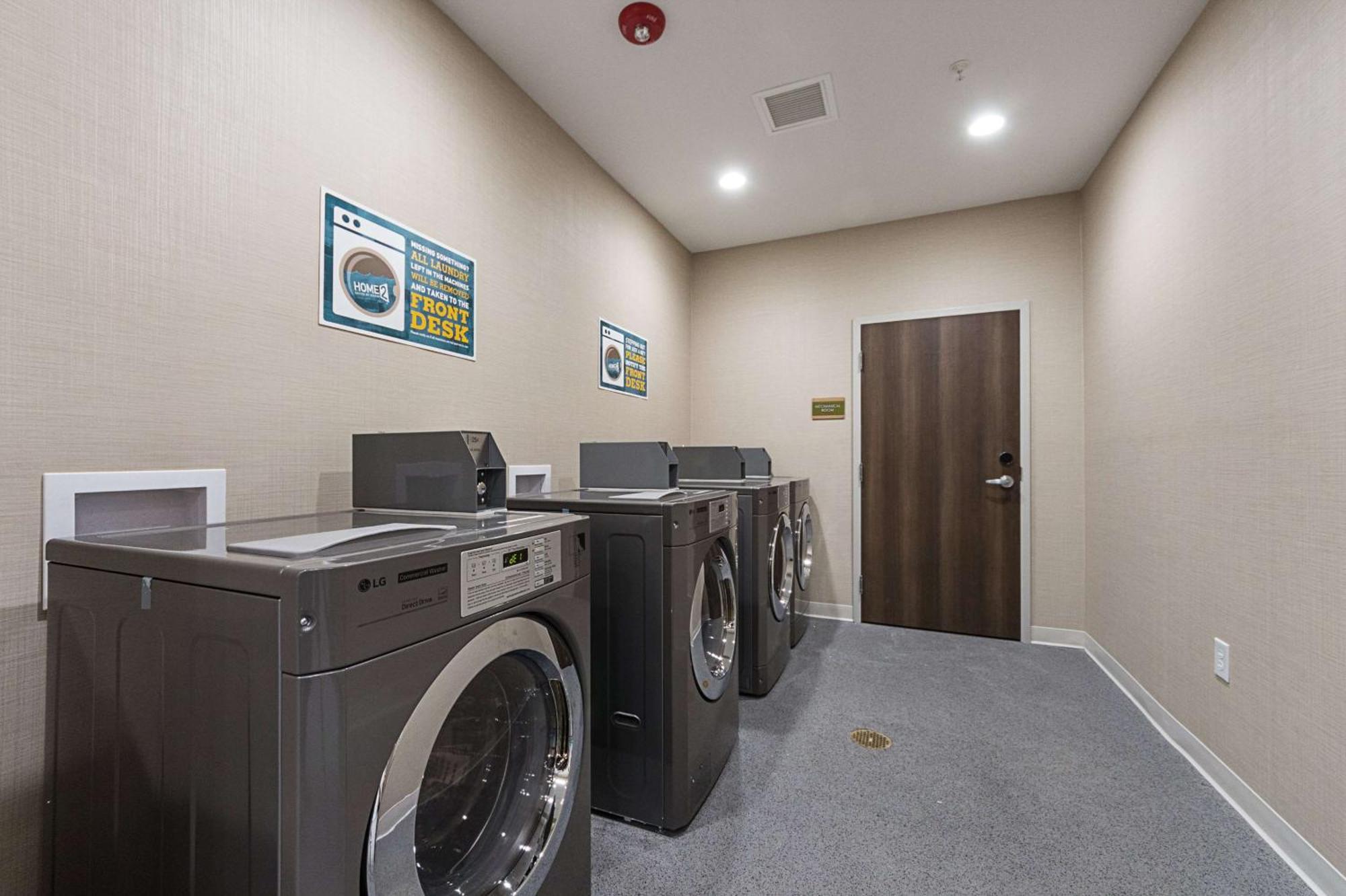 Home2 Suites By Hilton Dallas Grand Prairie Buitenkant foto