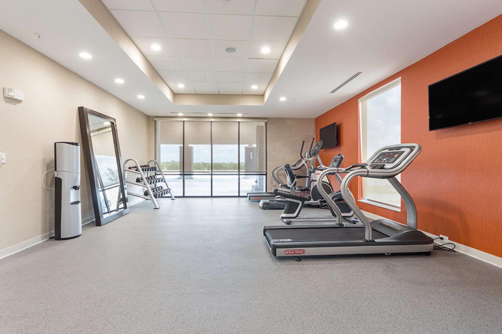 Home2 Suites By Hilton Dallas Grand Prairie Buitenkant foto