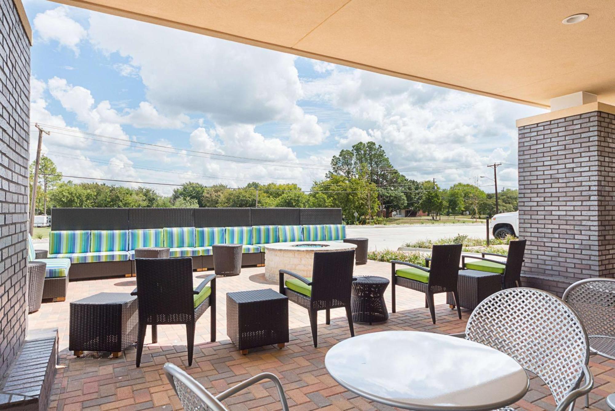 Home2 Suites By Hilton Dallas Grand Prairie Buitenkant foto